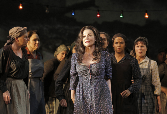 Two Women (La Ciociara) Phot: ©Cory Weaver/San Francisco Opera